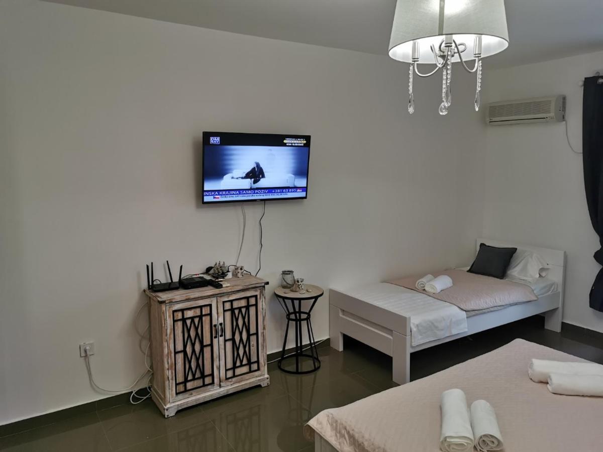 Ana Apartmani Sveti Stefan Exterior foto